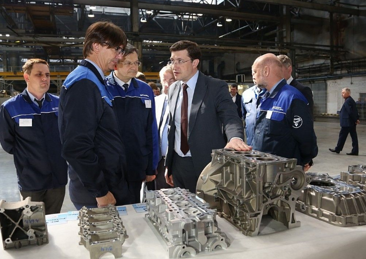 Заволжский моторный завод